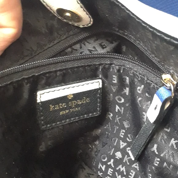 KATE SPADE..EVANGELIE LAUREL WAY..CRUISE STRIPE BAG - Picture 6 of 10